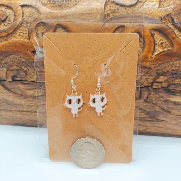 Cute Cat Earrings - Picture 2 of 2